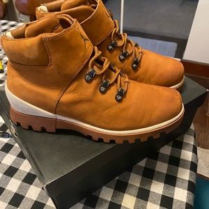 Vintage 2010 Air Jordan Boss Boots Sz.11